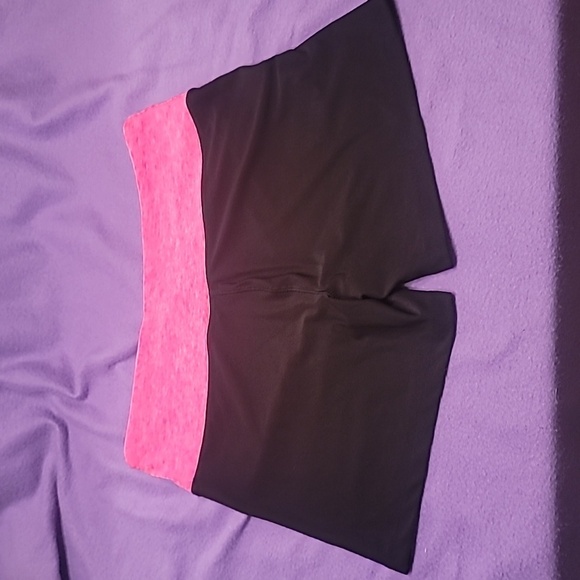 0702. VOGO ~ NWOTs ~ Women's XL Black & Pink Athletic Shorts ~ So Sexy 🩷🩷NEW!! - Picture 3 of 11